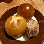 カフェ グラン ヴェール - おかわり自由のパン