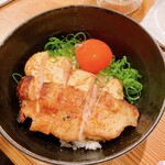 Goi Chi - 焼鳥丼
