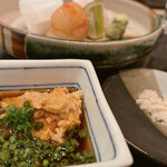 四季彩ダイニング　春 - つけダレには、余市のあん肝。
      misspepper様から、
      余市のあん肝は最高級との解説をいただきました。
      なるほどー((φ(･ω･*)ﾒﾓﾒﾓ