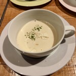 カフェ グラン ヴェール - パンとセットのスープ