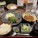 バラ焼き専門店炭火焼鳥わだち - 