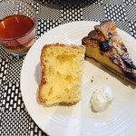 fine dining山科 - プリン。ブルーベリーのタルトにシフォンケーキ。これはおかわりしました♪
