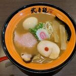 三麺流 武者麺 - 中華そばこってり＋味玉＠三麺流武者麺江坂本店（2022年9月某日）