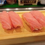 Toukyou Sushi Itamae Sushi - 本まぐろ中トロ
