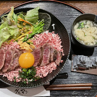 馬刺しと焼き鳥 グルマン三年坂 - 