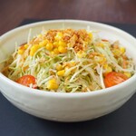 炭火焼肉ホルモン うらら - 【うららサラダ】