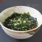 炭火焼肉ホルモン うらら - 【ワカメスープ】