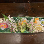 かもめ食堂 - 刺し身の盛合せ