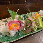 かもめ食堂 - 刺し身の盛合せ