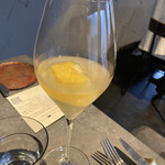 アシメトリィ - 自家製サングリア（白）