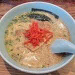 楽 - ◆「とんこつラーメン」◇紅生姜トッピング