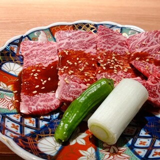 タンやハラミなど、厳選した黒毛和牛を堪能◎〆にはすだち冷麺も