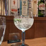 ルータ - ボンベイサファイアはボトルとお揃いのサファイア感のある専用グラス♡