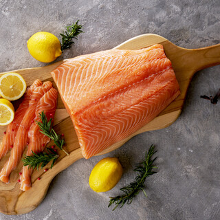 Selected "Norwegian salmon" nurtured by the rich nature
