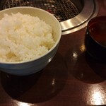 Sumibiyakiniku Kyuu - 焼肉の最高の相棒