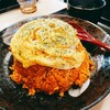 Yakimeshi Yanpachi - オムやきめし大盛950円