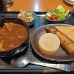 おでんと鉄板料理の昭和屋 - カレー丼ランチ