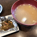 かなめ寿司 - あら汁とイカ肝和え