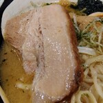 俺の中華たなか家 - リフト⤴️出来ない（≧∇≦）(笑)ボリューム満点☆なチャーシューはホロホロ♬と、柔らか美味♥️