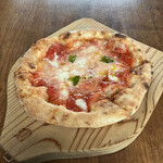 ピッツェリア飛行船 - マルゲリータ　950円　白糠酪恵舎のモッツァレラを使用