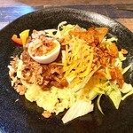 ラフ&タフ コーヒースタンド - タコライスとキーマカレーのハーフアンドハーフ