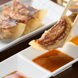 Specialty! Special Gyoza / Dumpling and grilled hormones☆