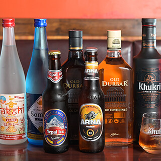 飲み放題あり◆料理と合わせてネパールのお酒で乾杯を！