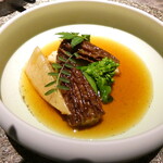 NH - モリーユ茸の筍、雉、猪詰め　スッポンコンソメで