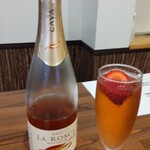 灼味噌らーめん 八堂八 - ロゼスパークリング