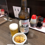 Taishuusakaba Fukuro - 瓶ビール(560円)とお通し