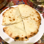 リトルスパイス - 2023/4/1よりの新商品　ココナッツナン（サービス）