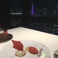 Prime42 steakhouse & sky bar - 