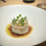 マンサルヴァ - 何これー？美味しいんですけど（笑）。
      ボタンエビの甘さとレモンの爽やかさや苦味、パウダーからもしっかり海老が香って、素晴らしい冷前菜！