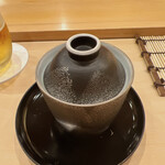 鮨 しゅん輔 - 最初のお碗です