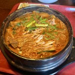 韓国居酒屋 より道 - ジャガイモ鍋定食(¥1,500) ジャガイモ鍋(カムジャタン)