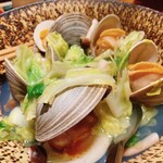 銀座船形 - ホンビノス貝と野菜の酒蒸し
