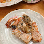 鮨処 音羽 - 海老の頭焼き