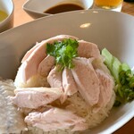 まんがい家 - カオマンガイ。