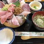 Uoshintei - 大将おまかせ丼