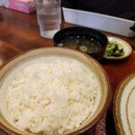 とんかつ家族 - ご飯です。