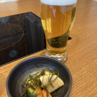 博多もつ鍋 やま中 博多店 - 生ビール小 - ハイネケン(¥490)、テーブルチャージ(¥390)