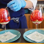 ラトリエ ドゥ ノノ - 07.球体　ブラッドオレンジソルベ、グラス燻製カシューナッツ、ブラッドオレンジコンポート