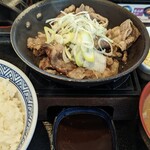 吉野家 - 鉄板牛カルビ定食(230331)