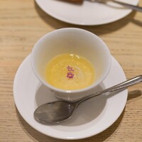 QUAND L'APPETIT VA TOUT VA！ The kitchen＆Wine - 新玉ねぎじゅれとトマト