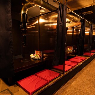 Relax in a calm space. All seats are fully equipped with semi-private rooms!