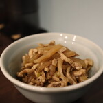 順香 - お通し(豚肉とザーサイの炒め物)(2023年3月)