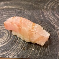 鮨 大門 - ★イシナギ（追加で2貫）