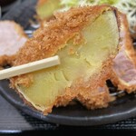 とんかつ 栄ちゃん - べにはるかのフライ。おやつ。