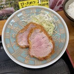 とんかつ 栄ちゃん - 彩の国黒豚のヒレの旨みも個性的