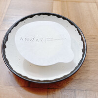 ザ タヴァン グリル＆ラウンジ - 